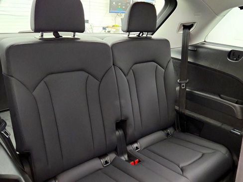 Used 2020 Audi Q7 3.0T Premium w/ Convenience Package image 25