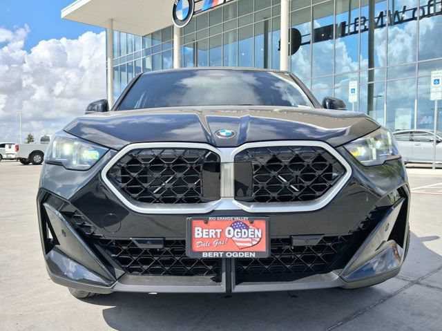 New 2027 BMW X2 xDrive28i w/ Convenience Package AWD/4WD image 2