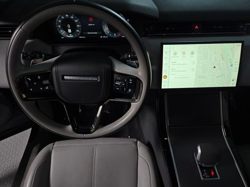 Used 2024 Land Rover Range Rover Velar Dynamic SE image 13