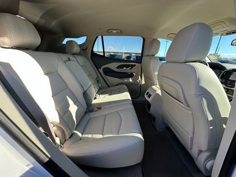 Used 2024 GMC Terrain Denali w/ Denali Premium Package image 31