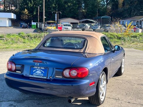 Used 2001 MAZDA MX-5 Miata image 13