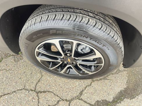 Used 2025 Chevrolet TrailBlazer LT image 30