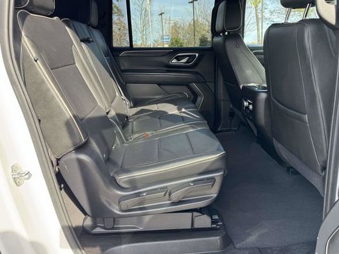 Used 2021 GMC Yukon XL SLT image 15