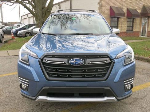 Used 2022 Subaru Forester Touring w/ Popular Package #2 image 7