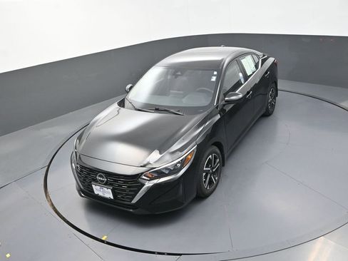 Used 2024 Nissan Sentra SV FWD image 14