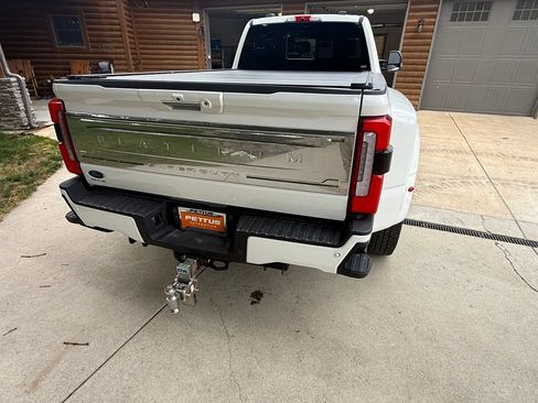 Used 2024 Ford F350 Platinum AWD/4WD image 5