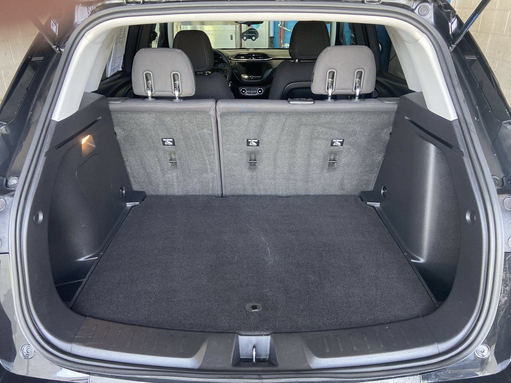 Certified 2023 Chevrolet TrailBlazer LT FWD image 24