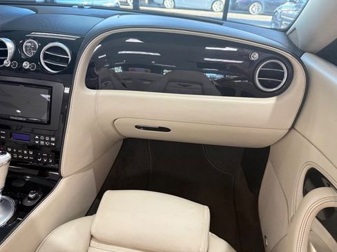 Used 2011 Bentley Continental GTC image 16