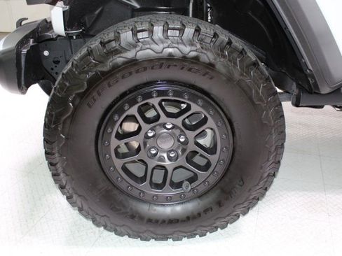 Used 2022 Jeep Wrangler Unlimited Sport AWD/4WD image 33
