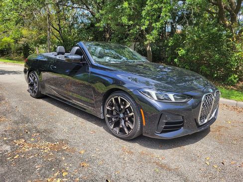 Used 2026 BMW 430i Convertible image 1