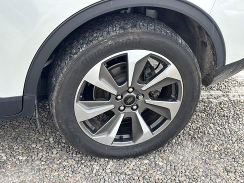 Used 2023 Ford Escape Platinum image 11