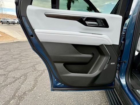 New 2026 Chevrolet Tahoe Premier image 25