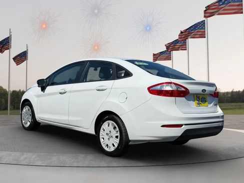 Used 2016 Ford Fiesta S image 5