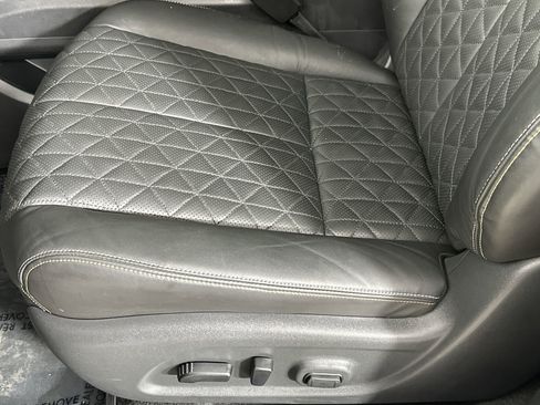 Used 2023 Nissan Murano Platinum w/ Cargo Package image 16