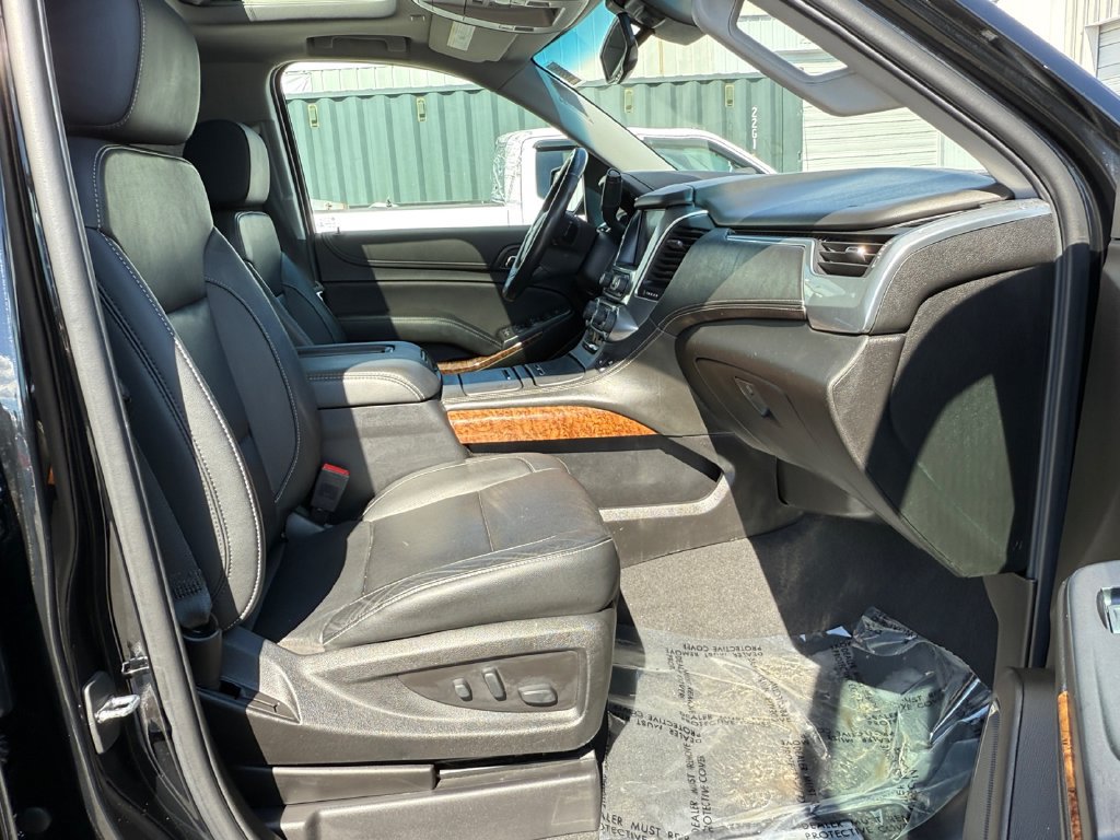 Used 2019 Chevrolet Tahoe Premier AWD/4WD image 28