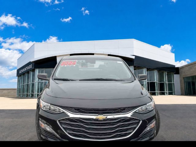 Used 2024 Chevrolet Malibu LT FWD image 4