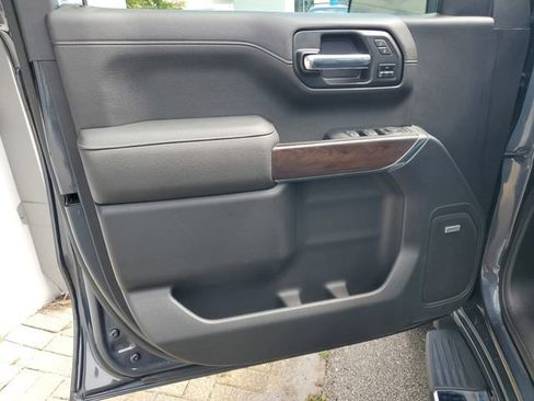 Used 2022 GMC Sierra 1500 SLT w/ SLT Premium Plus Package image 27