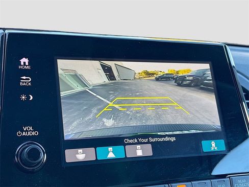 Used 2024 Honda Odyssey EX-L image 13