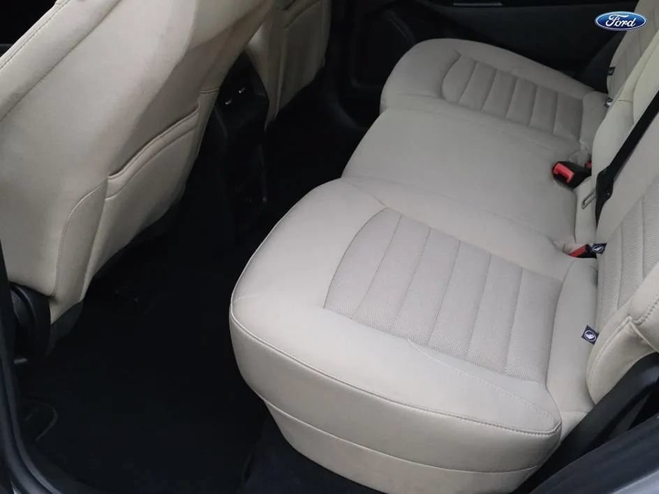 Used 2024 Ford Edge SE AWD/4WD image 14