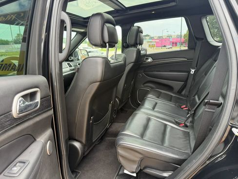 Used 2018 Jeep Grand Cherokee High Altitude AWD/4WD image 15