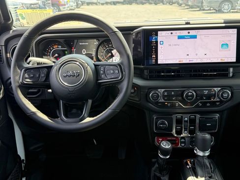 New 2025 Jeep Wrangler Unlimited Rubicon 392 image 29