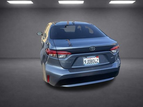 Used 2020 Toyota Corolla LE FWD image 17