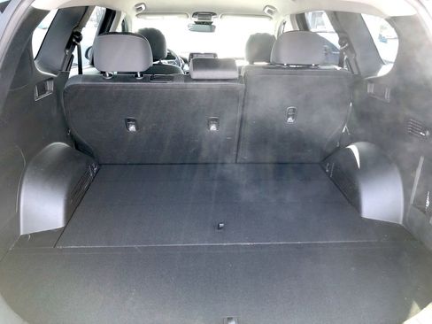 Used 2023 Hyundai Santa Fe SE w/ Cargo Package image 9