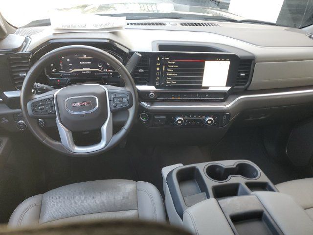 Used 2025 GMC Sierra 1500 SLT AWD/4WD image 13