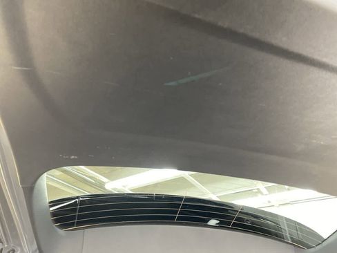 Used 2025 GMC Acadia Elevation image 32