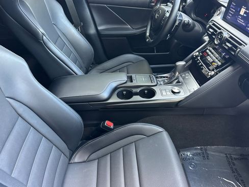 Certified 2025 Lexus IS 350 F Sport RWD image 28