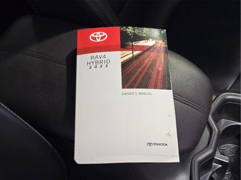 Used 2022 Toyota RAV4 XLE Premium AWD/4WD image 56