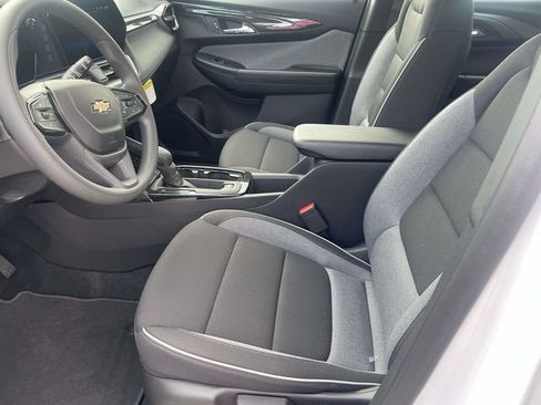 New 2026 Chevrolet TrailBlazer LS FWD image 12