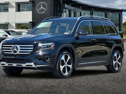 New 2025 Mercedes-Benz GLB 250 image 8