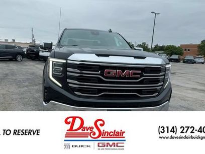 New 2026 GMC Sierra 1500 SLT w/ SLT Premium Package