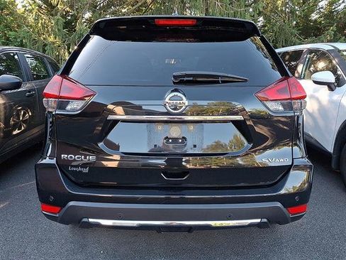 Used 2019 Nissan Rogue SV w/ Premium Package AWD/4WD image 5