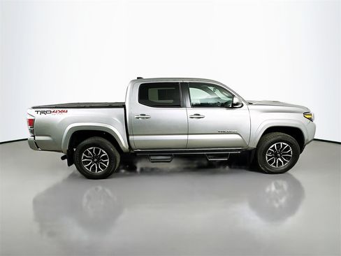 Used 2023 Toyota Tacoma TRD Sport image 7