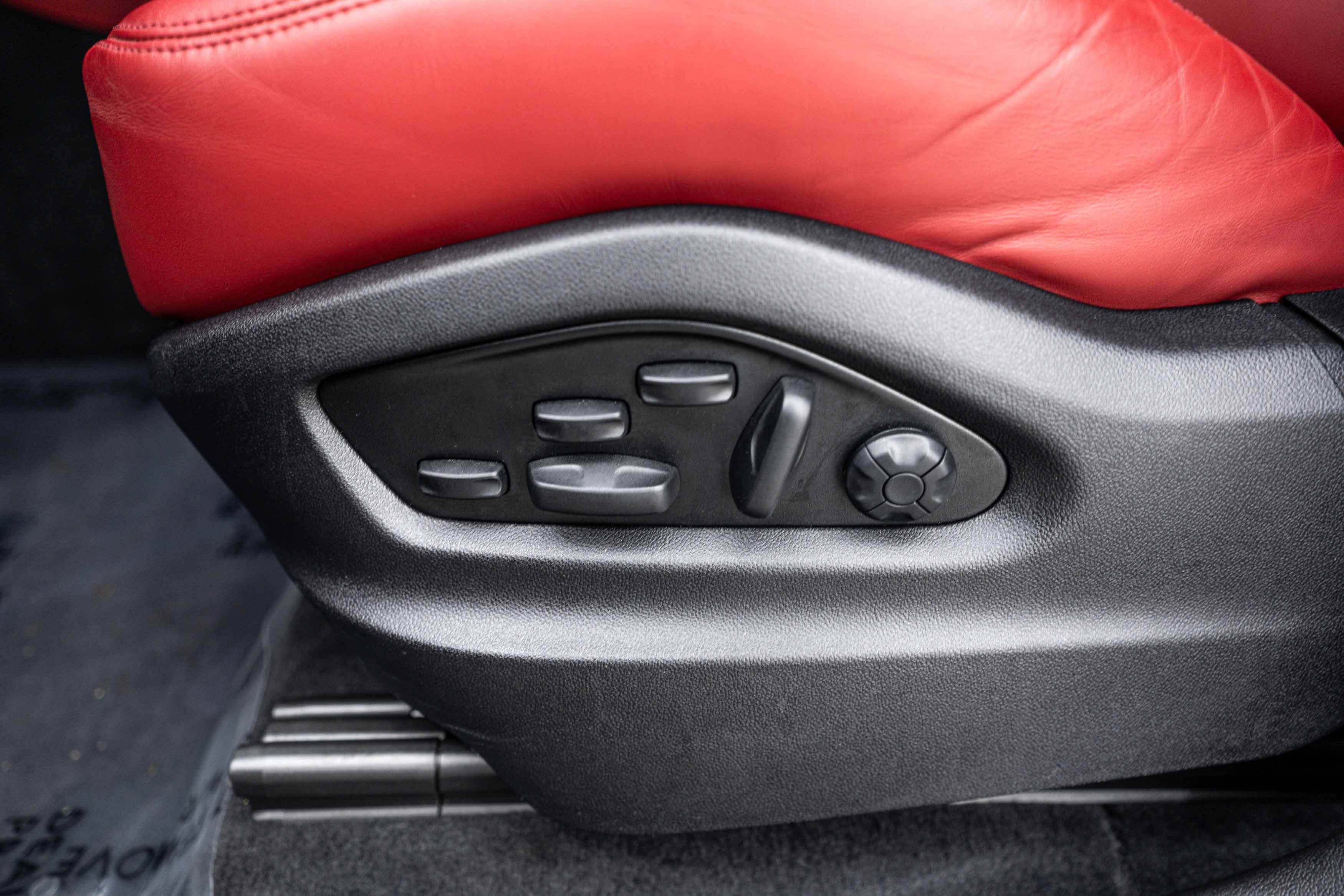 Certified 2022 Porsche Cayenne GTS AWD/4WD image 22
