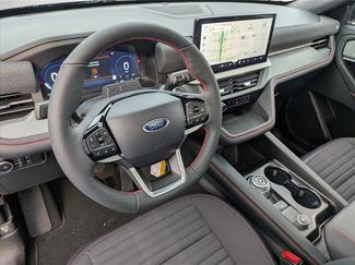 New 2026 Ford Explorer ST-Line w/ ST-Line Street Pack video 3