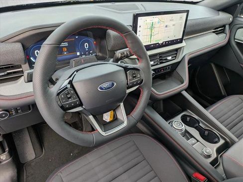 New 2026 Ford Explorer ST-Line w/ ST-Line Street Pack image 3