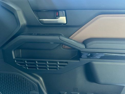 Certified 2025 Toyota 4Runner Limited image 22