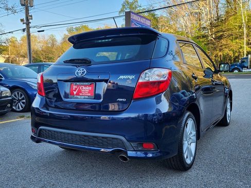 Used 2012 Toyota Matrix S w/ S Sport Pkg image 2