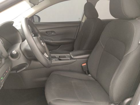 Used 2024 Nissan Sentra S FWD image 17