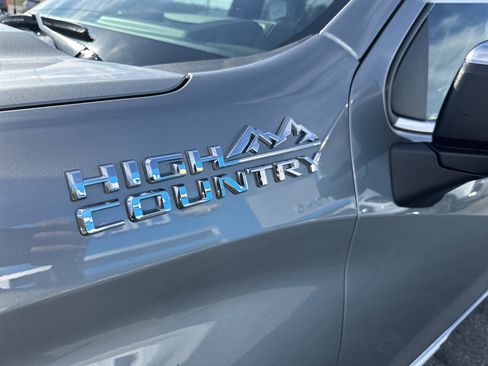 New 2026 Chevrolet Silverado 1500 High Country AWD/4WD image 5
