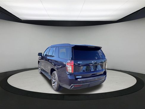 Used 2022 Chevrolet Tahoe Z71 w/ Luxury Package AWD/4WD image 6