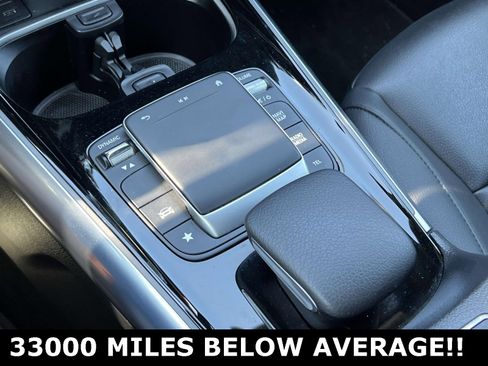 Used 2022 Mercedes-Benz GLA 250 4MATIC image 26