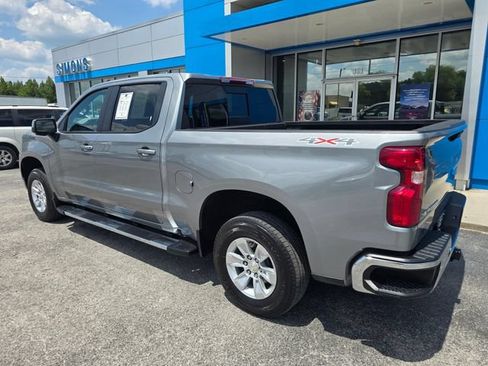 Used 2023 Chevrolet Silverado 1500 LT w/ Safety Package AWD/4WD image 3