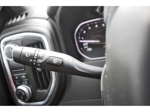 Used 2020 GMC Sierra 1500 Elevation w/ Elevation Value Package image 20