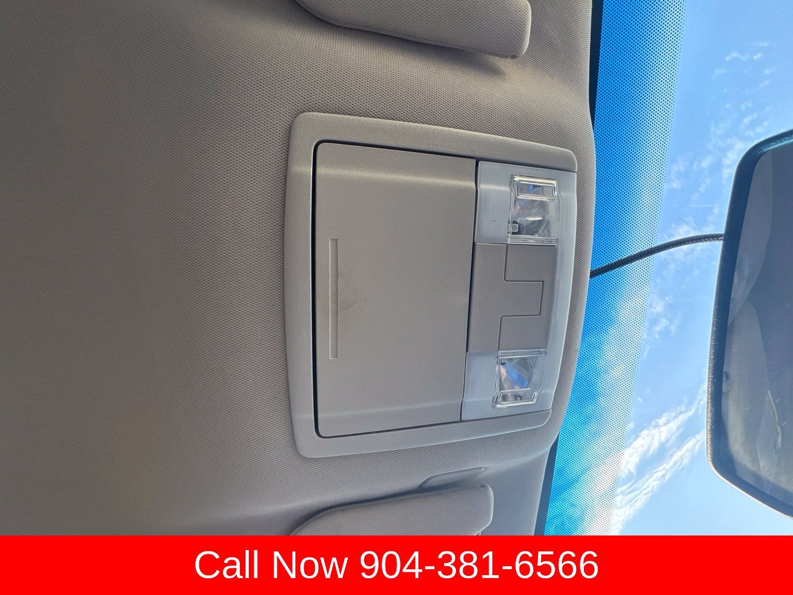 Used 2014 Ford Edge SEL FWD image 29