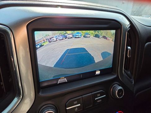 Used 2021 Chevrolet Silverado 1500 RST w/ Redline Edition AWD/4WD image 15