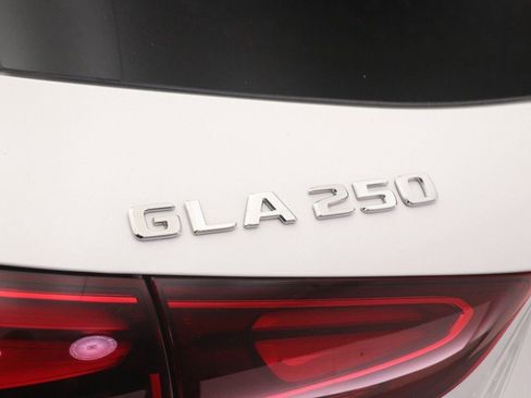 Certified 2026 Mercedes-Benz GLA 250 image 22